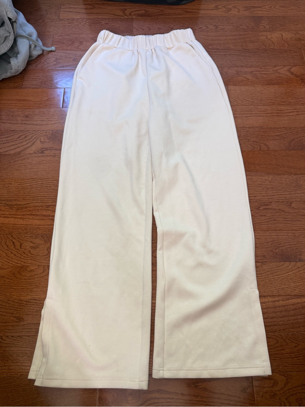 Women’s Cream Wide-Leg Pull-On Pants with Slits on Ankle